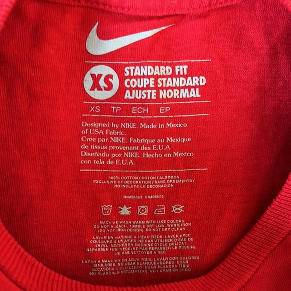 Red Nike T Shirt XS - Picture 4 of 6